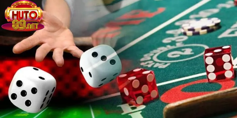 Xí Ngầu Là Gì - Bật Mí Một Số Mẹo Chơi Hiệu Quả Nhất 3 Chơi xí ngầu với trò chơi tài xỉu